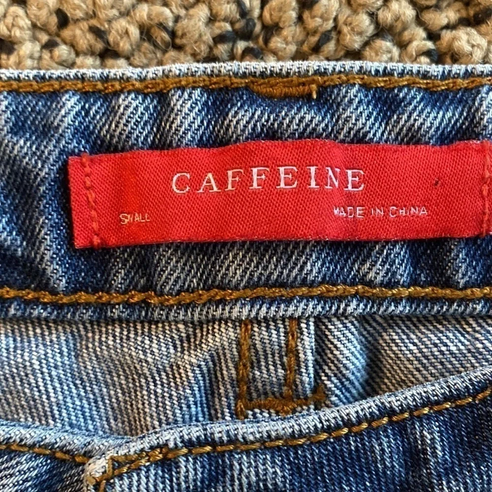 Caffeine Distressed Blue Jeans Size Small in EUC